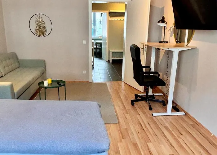 Apartment Eleganz Und Komfort Mitten In Essen! Essen